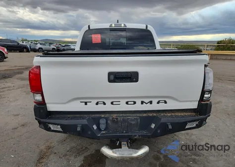 2018 Toyota Tacoma Double Cab z USA, uszkodzony, nr VIN 3TMCZ5AN7JM123397